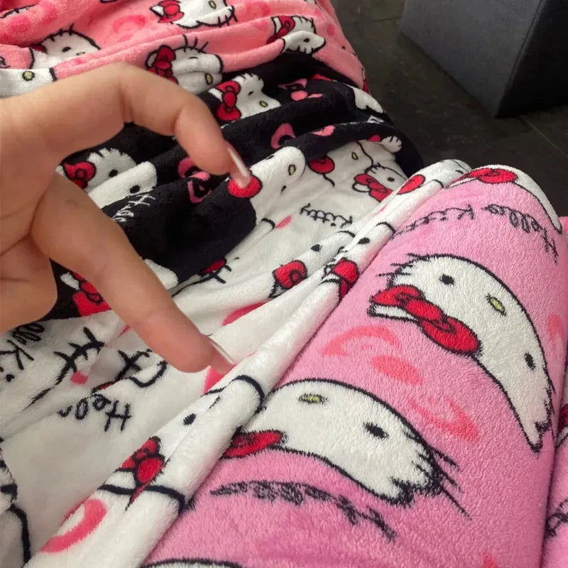 Sleepwear Hello Kitty – Pijama Suave y Chic en Rosa